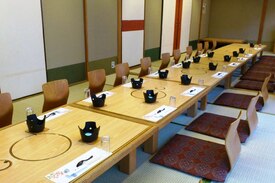 〈大山・因幡〉
最大30名様までご利用いただける座敷です。