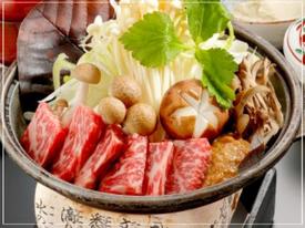 岐阜の郷土料理といえば
【朴葉味噌焼き】